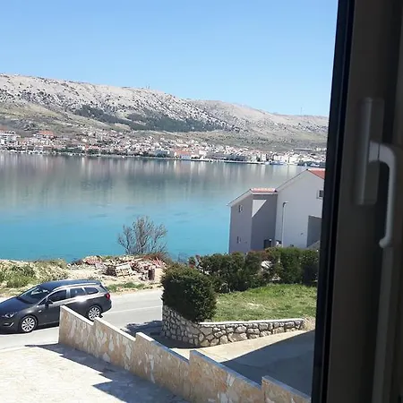 Feniks Pag Town
