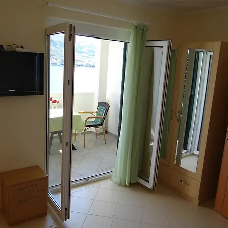 Feniks Apartamento