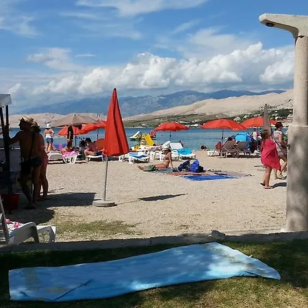Feniks Pag Town