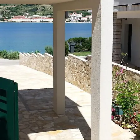 Apartment Feniks *