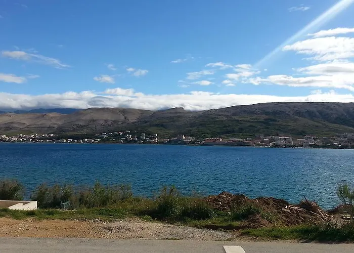 Feniks Pag Town